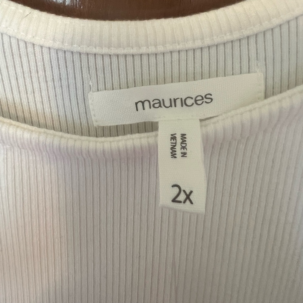 Maurices Women's White Ribbed Puff Sleeved Blouse Tie in Back - Picture 3 of 5